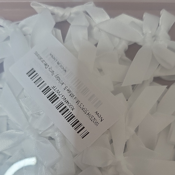 Assorted Ribbon Bows Set - Picture 4 of 7